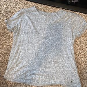 Abercrombie & fitch grey crop t-shirt